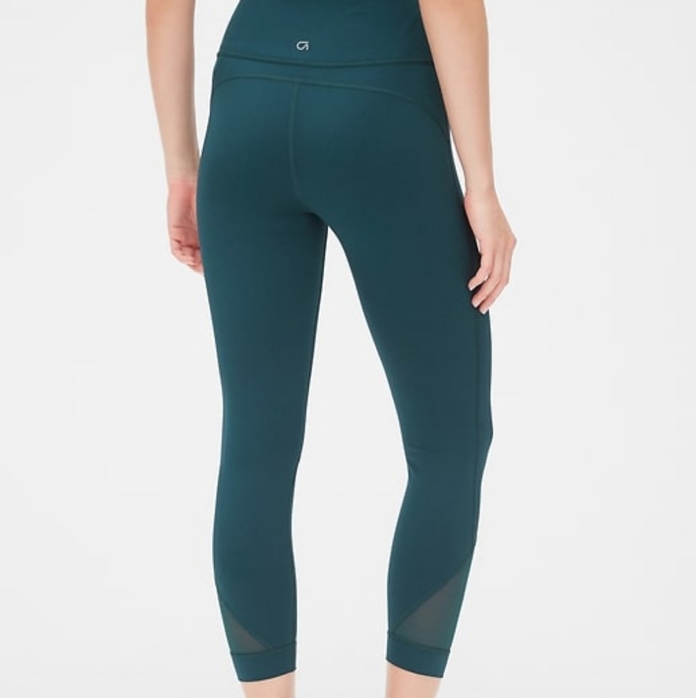 GapFit High Rise Spliced Mesh-Insert 7/8 Leggings